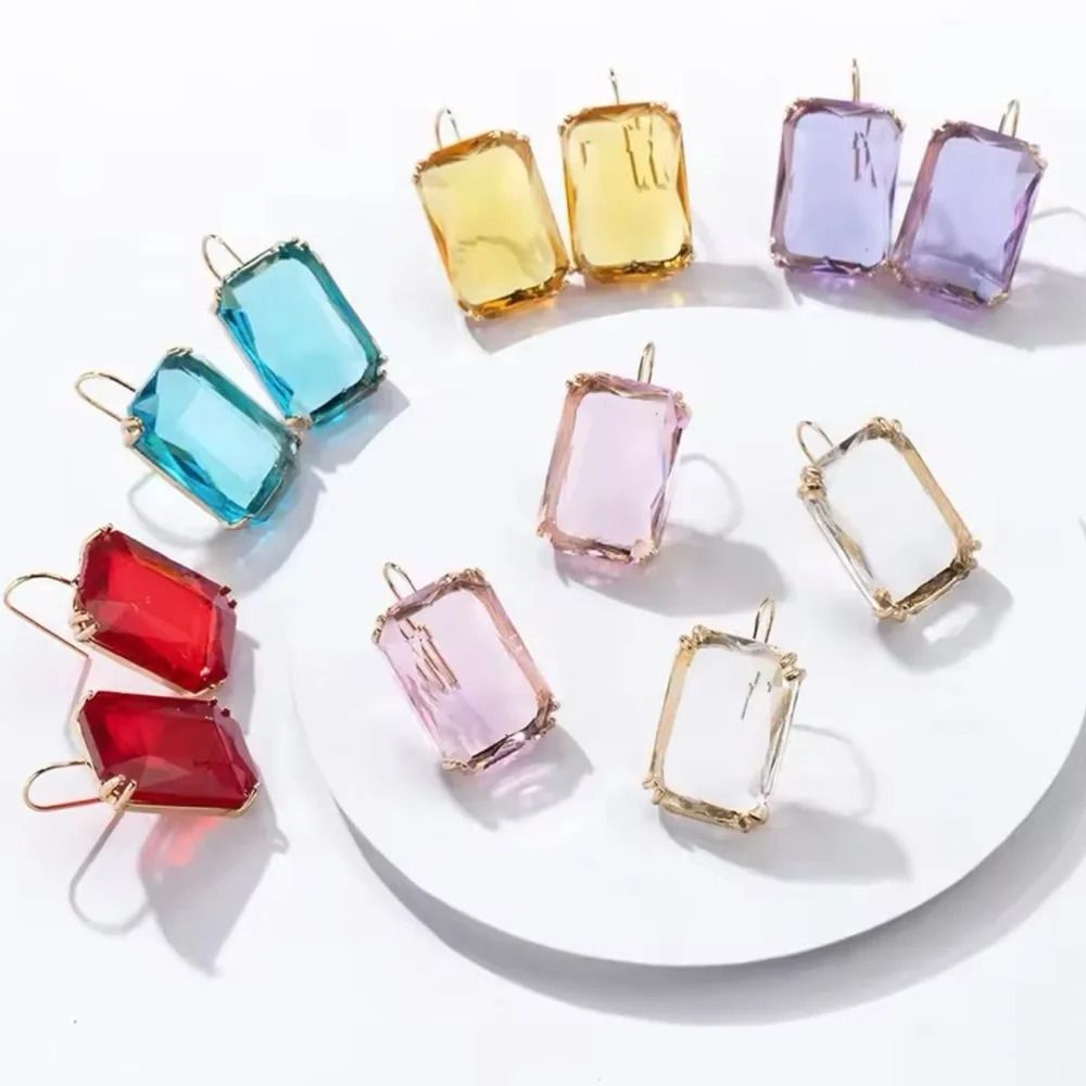 Vintage Champagne Gold Earrings - Picture 6 of 10